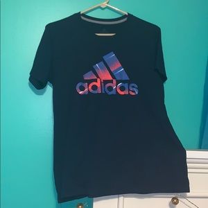 Adidas T-Shirt